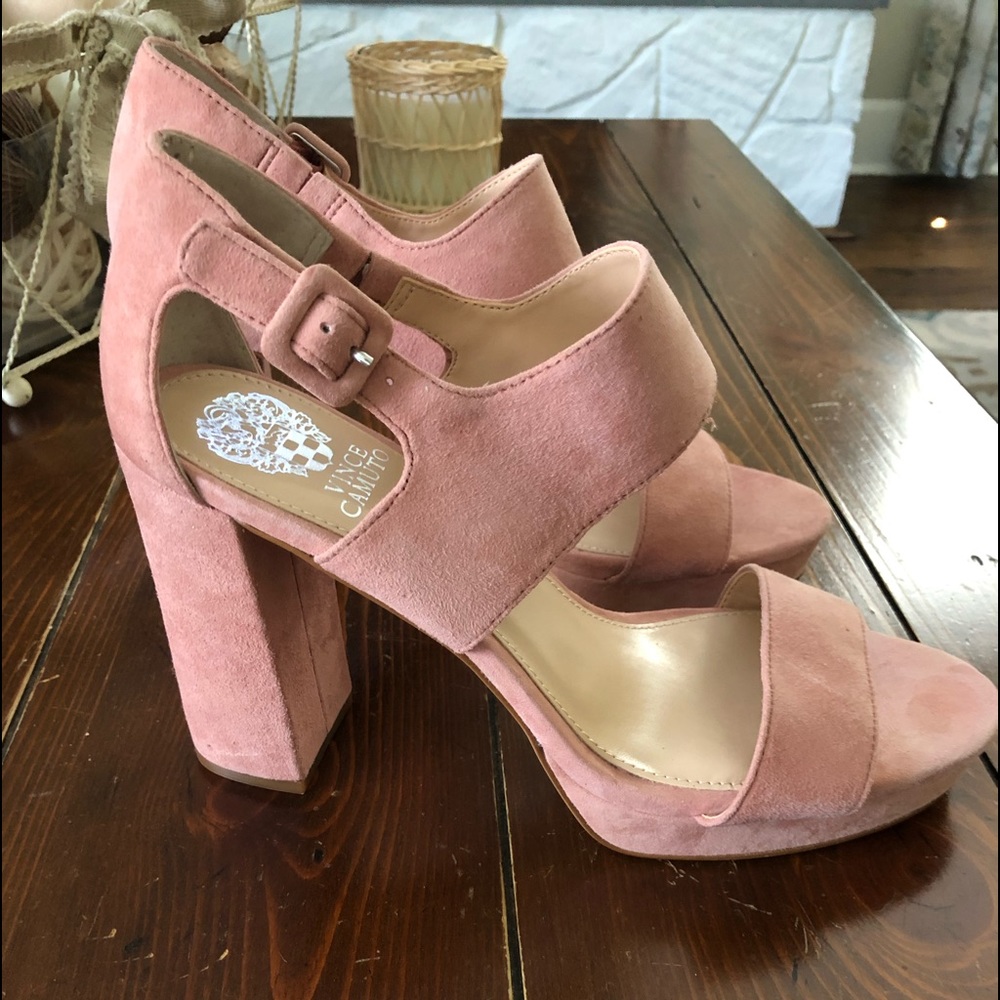 Vince Camuto Chaisen sandals